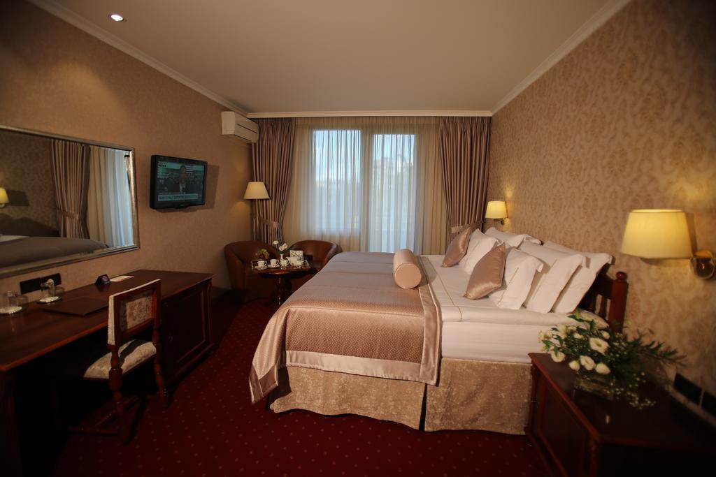 Grand Hotel & Spa Τίρανα Εξωτερικό φωτογραφία
